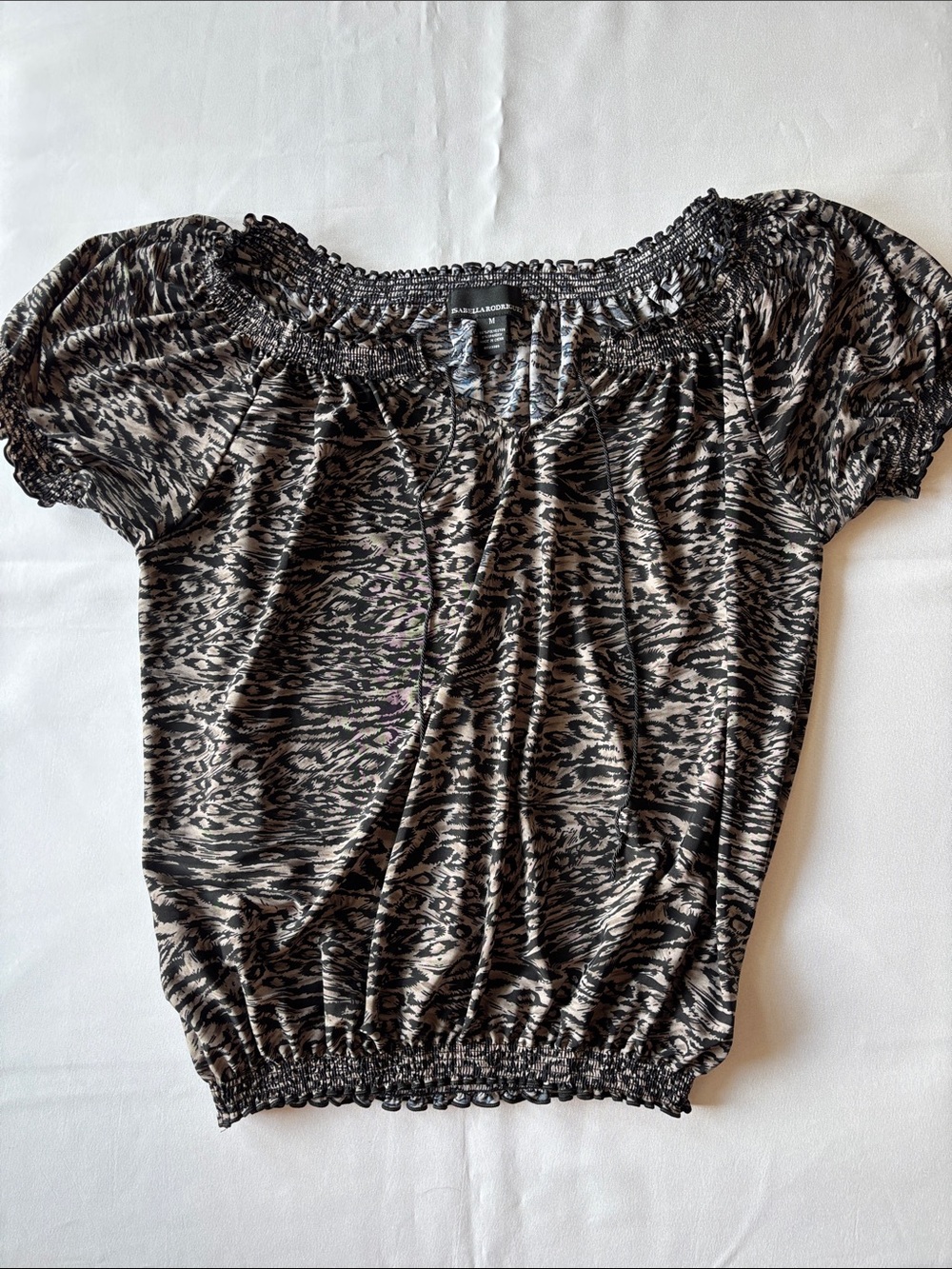 Isabella Rodriguez black & taupe animal print tie-front Medium shirt